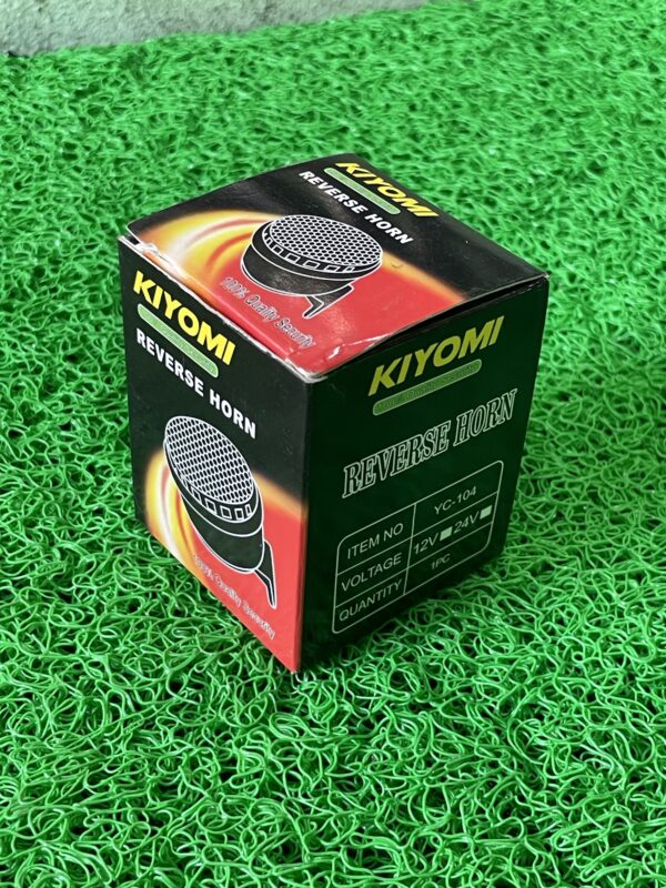img_6815 Kiyomi Reverse Horn 12v+24volt common (4 tune music with LED blinking )