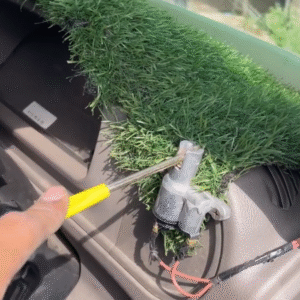 Pressure horn button/ horn