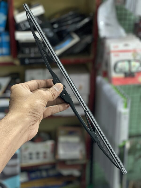 16” (inch) wiper blade- (1-pis) Original Quality with tafloan coating ,Valeo brand for Bolero / 16” इंच वाइपर ब्लेड, बेस्ट क्वालिटी, टेफ़लौन कोटिंग के साथ