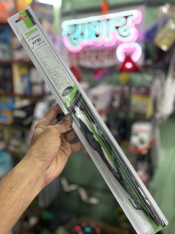 16” (inch) wiper blade- (1-pis) Original Quality with tafloan coating ,Valeo brand for Bolero / 16” इंच वाइपर ब्लेड, बेस्ट क्वालिटी, टेफ़लौन कोटिंग के साथ