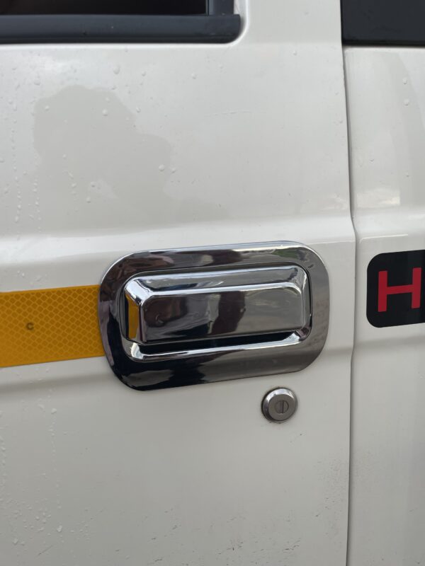 img_7647 Maxx pickup Door handle chrome set (2 pis handle + 2 pis Body Chrome)