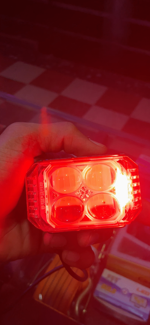 img_8403-2 4X4 Lens Fog Lamp with Yellow + White and Police Flasher (2-pis)/ 4X4 लेंस फोग लाइट पिला + सफेद और पोलिस फ्लैशर के साथ(2-पीस)