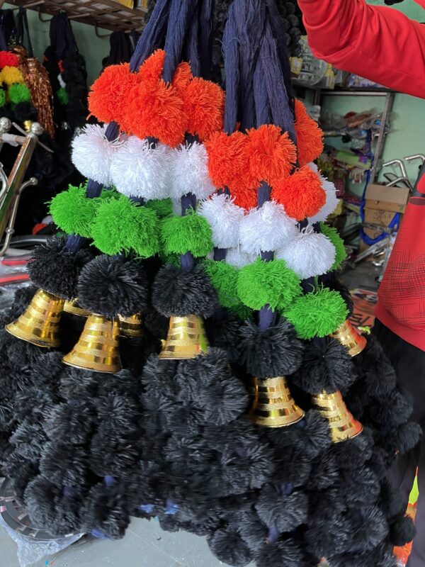 img_1529 Jodhpuri gonda / jodhpuri choti / tiranga choti / तिरंगा गोंडा / तिरंगा जोधपूरी चोटी
( 2 pis ) ( 2 पीस )