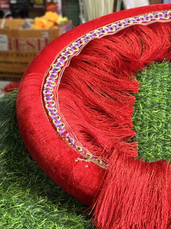 img_0481-3 Velvet Heavy Steering Cover (T - Size) Red (18”- inch)
वेलवेट हेवी स्टीयरिंग कवर (T-साइज) लाल- (18”-इंच)