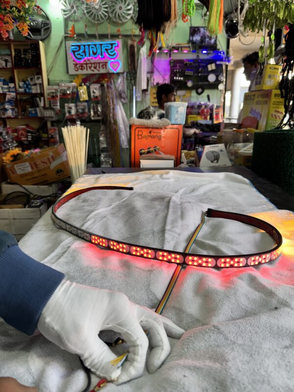 New RGB Multi Trunk light with 70 functions (4-feet) / pickup tail light strip (4-feet) / Ab 70 functions ke sath / New Multi RGB Break Strip