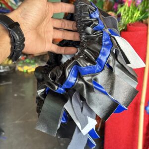 Pure Leather Elastic Steering Cover (Double Colour) [Blue +Black] – Universal Fit लेदर इलास्टिक स्टीयरिंग कवर, डबल कलर [नीला + ब्लैक]