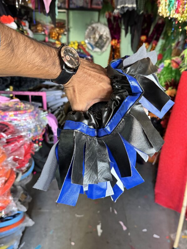 Pure Leather Elastic Steering Cover (Double Colour) [Blue +Black] – Universal Fit लेदर इलास्टिक स्टीयरिंग कवर, डबल कलर [नीला + ब्लैक]