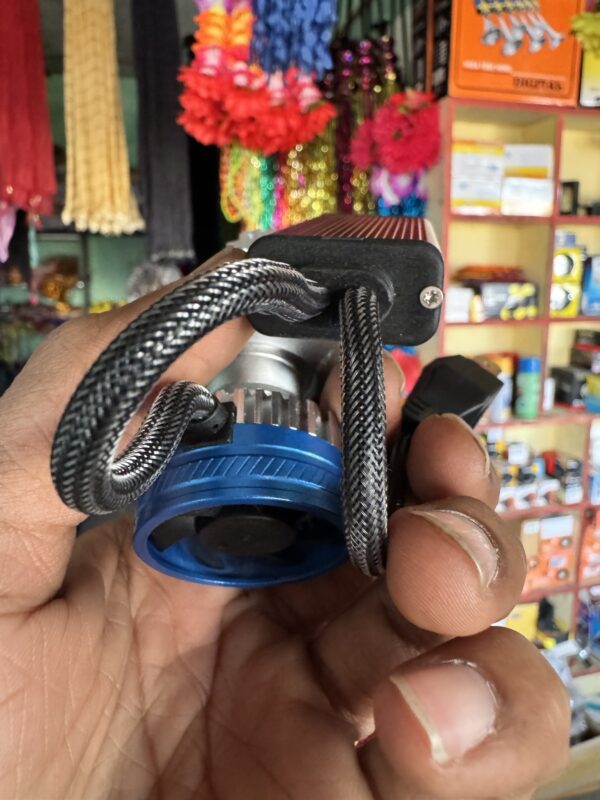 240 Watt High Power LiU HjG Original bulb (1 Year Warranty) [12volt / 24volt Common]
240 वॉट हाई पावर LiU HjG ओरिजनल व्हाइट बल्ब (1 साल फुल वारंटी) [12 वोल्ट /24 वोल्ट कॉमन]