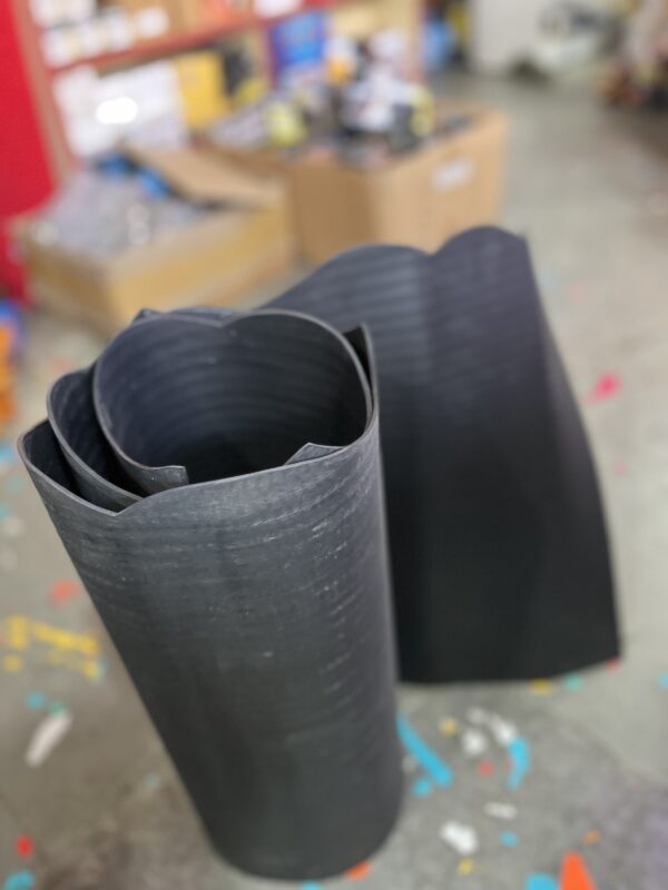 5.5 feet black rubber (tyre sole) [size- 5.5 feet X 1.5 feet]