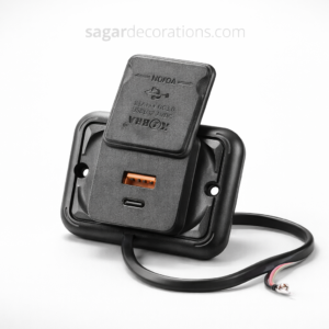 d27527dd-b76b-4e7e-9849-ff160c655805 KAM-92 kobra mini usb + c type charger with fast charging support 12/24 volt common