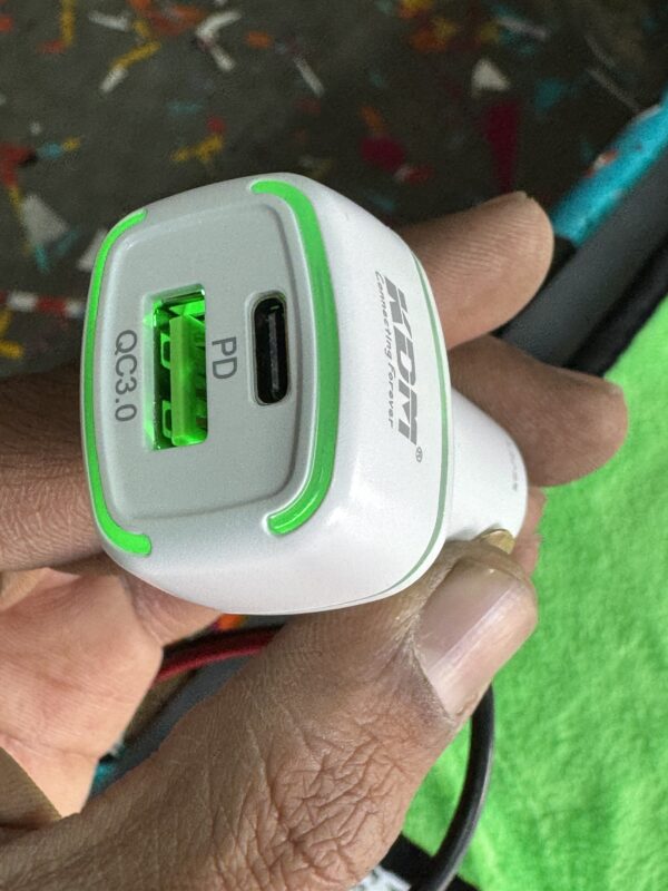 25 minuets Fast Charger for Android / iphone, KDM -38 watt High Speed charger for car and pickup.  [12v / 24v common] फ़ास्ट चार्जर एंड्राइड/ आईफ़ोन के लिए, सिर्फ़ 25 मिनट में चार्ज करेगा, 12 वोल्ट/ 24 वोल्ट कॉमन,