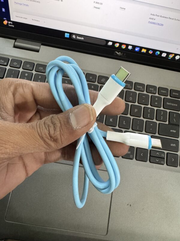 C type to C type 3 feet heavy duty cable for fast charging. C टाइप टू C टाइप 3 फीट हेवी केबल, आपके फ़ोन को फ़ास्ट चार्ज करने के लिये.