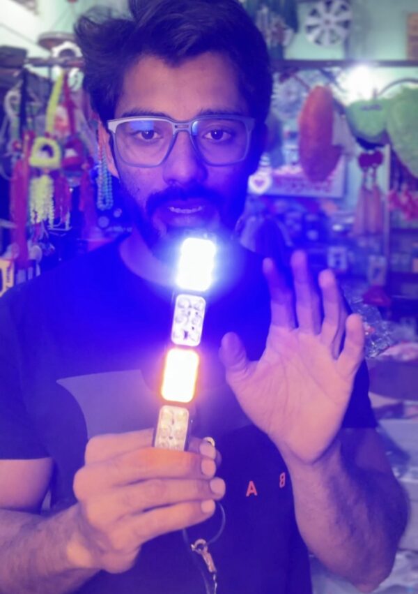 4 box police light {4 - pis} 12volt / 4 बॉक्स वाली पुलिस लाइट {4 पीस आयेगा} 12वोल्ट में