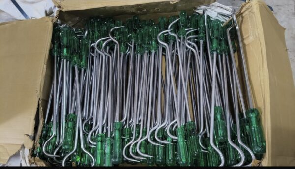 Truck Tyre Stone Remover Tool | Manual Steel Hook | Length 43 cm | Rod Diameter 8 mm | Weight 210 g