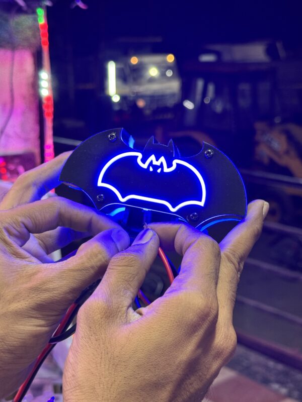 img_3136 New Bat Fog Light with multiple parking functions / red, blue, green, purple / 12 volt (1 pis) नया चमकादड़ फोग लाइट अलग अलग पार्किंग लाइट्स के साथ 12 वोल्ट में (1 पीस आयेगा)