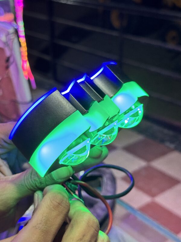 img_3142 New Bat Fog Light with multiple parking functions / red, blue, green, purple / 12 volt (1 pis) नया चमकादड़ फोग लाइट अलग अलग पार्किंग लाइट्स के साथ 12 वोल्ट में (1 पीस आयेगा)