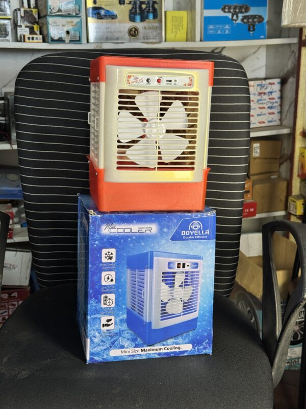 New charging Mini Cooler with water pump, Rechargeable, up to 3/4 hours / honeycomb Pad for better cooling, heavy duty cooler