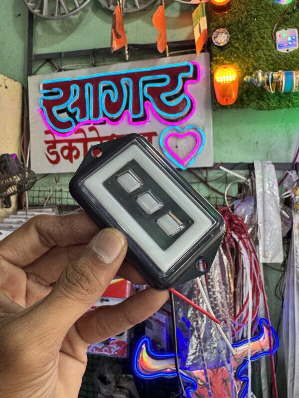 img_4411 4 pis parking light with 3 wire and 2 functions, (12volt सिंगल बैटरी वाले वाहन के लिये) Parking abd indicator, parking light, multi light, milti parking light