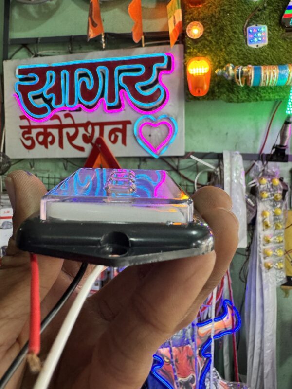 img_4413 4 pis parking light with 3 wire and 2 functions, (12volt सिंगल बैटरी वाले वाहन के लिये) Parking abd indicator, parking light, multi light, milti parking light