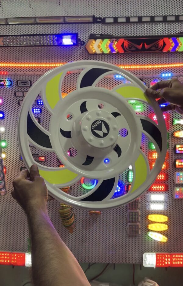 2 White wheel cap [Size R 15” inch] ( *2 pis inside) for Bolero and all 15” inch tyre size / waterproof wheel caps / white design wheel / coating wheels/ coated wheel cover / new wheel cap / fancy wheel cap / veel cap (*2 पीस आयेगा) 15 इंच टायर 🛞 में लगेगा जैसे बोलेरो/ सफ़ेद व्हील कैप / VIP wheel covers