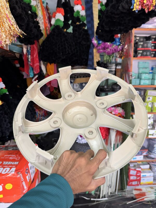 2 pcs New White wheel caps for Bolero / 15” size wheel cap / 2 पीस आयेगा / 15 इंच साइज में व्हील कैप / fiber wheel cap / bolero wheel cap / heavy and durable material